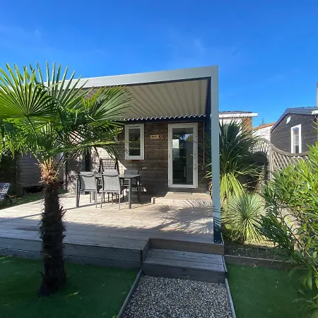 Cottage Premium 24M2 - Camping Les Ecureuils * ארס